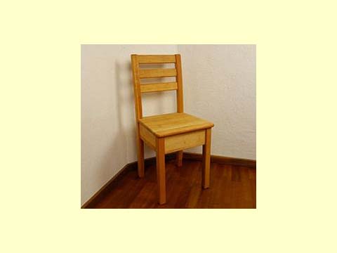 Naturholzmöbel Stuhl CLASSIC mit Truhe Erle Massivholz